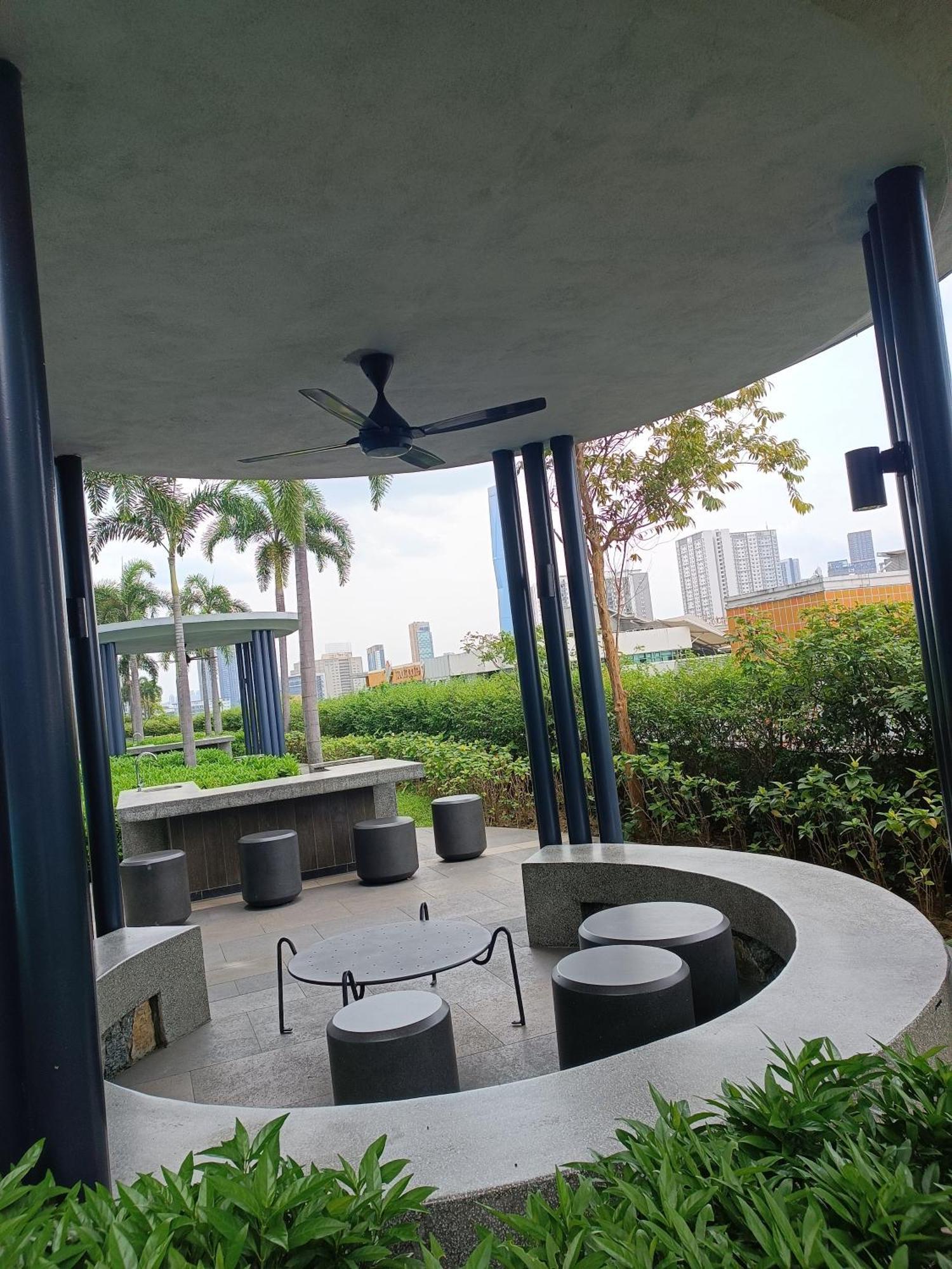 Trion By Sns Apartment